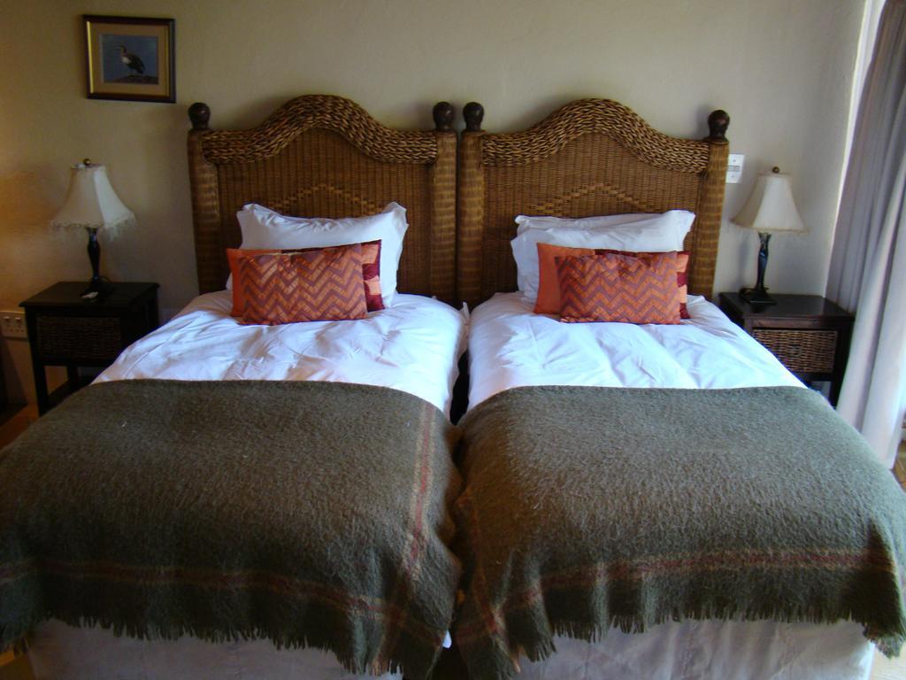 Wetlands Country House & Sheds Wakkerstroom ภายนอก รูปภาพ